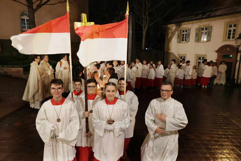 Einzug in die Kirche